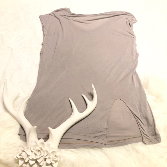 Blue Life Crew Neck Front Pocket Sleeveless Shirt - Picture 8 of 10